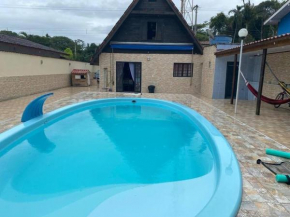 Casa a 100 metros da praia de Boracéia